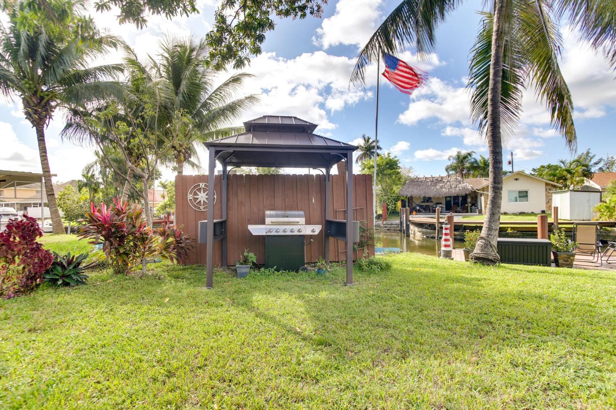 フォート・ローダーデール Canal Side Retreat With Dock, By Hollywood Boardwalkヴィラ エクステリア 写真